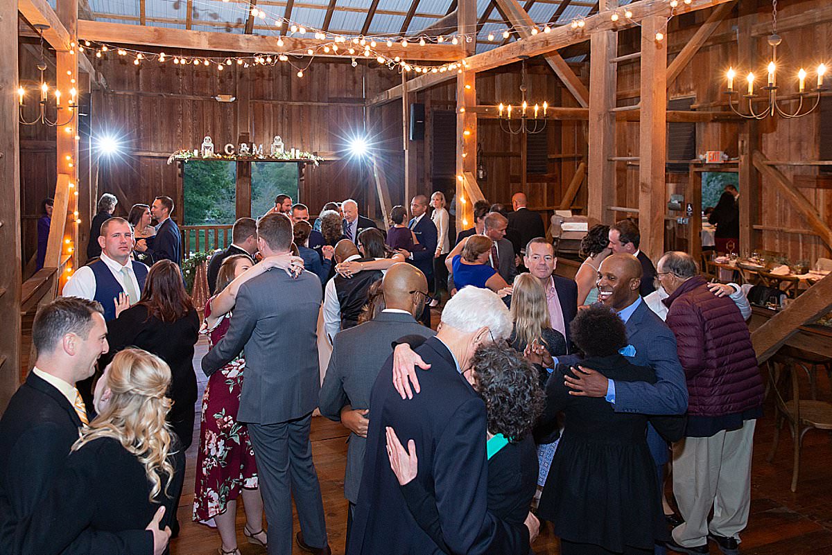 reception dancing barn | Beech Springs Farm Wedding in Ortanna PA by Harrisburg Photographer Photography by Erin Leigh