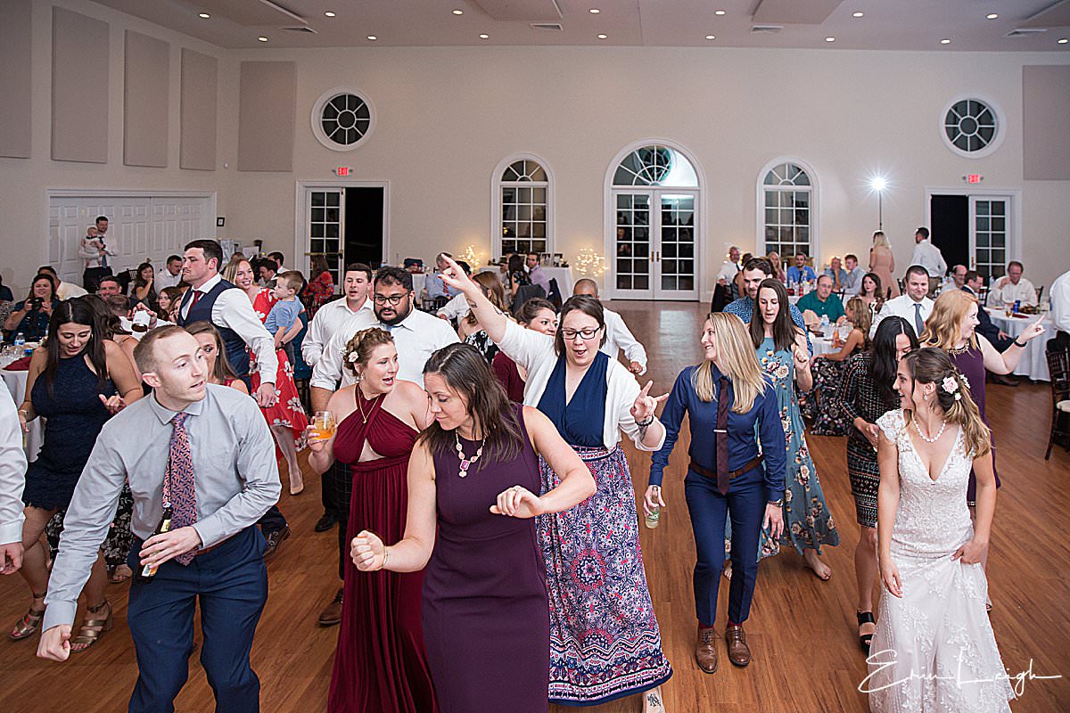 reception dancing | Brix & Columns Vineyard Wedding in McGaheysville VA by Harrisburg Photographer Photography by Erin Leigh