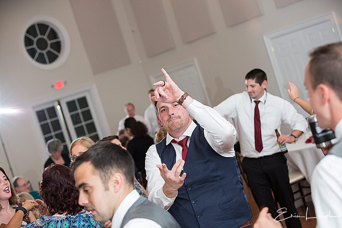 reception dancing | Brix & Columns Vineyard Wedding in McGaheysville VA by Harrisburg Photographer Photography by Erin Leigh