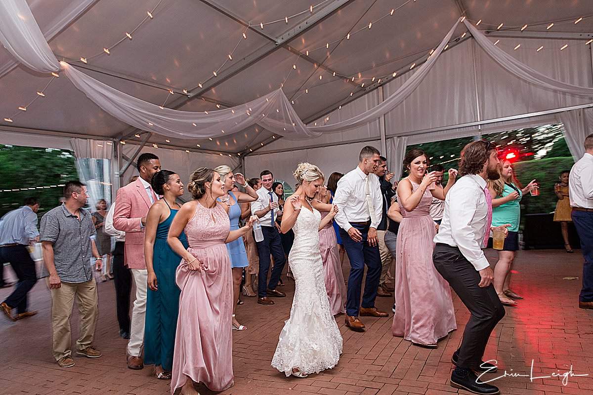 reception dancing | Lauxmont Farms Wedding in Wrightsville PA by Harrisburg Photographer Photography by Erin Leigh
