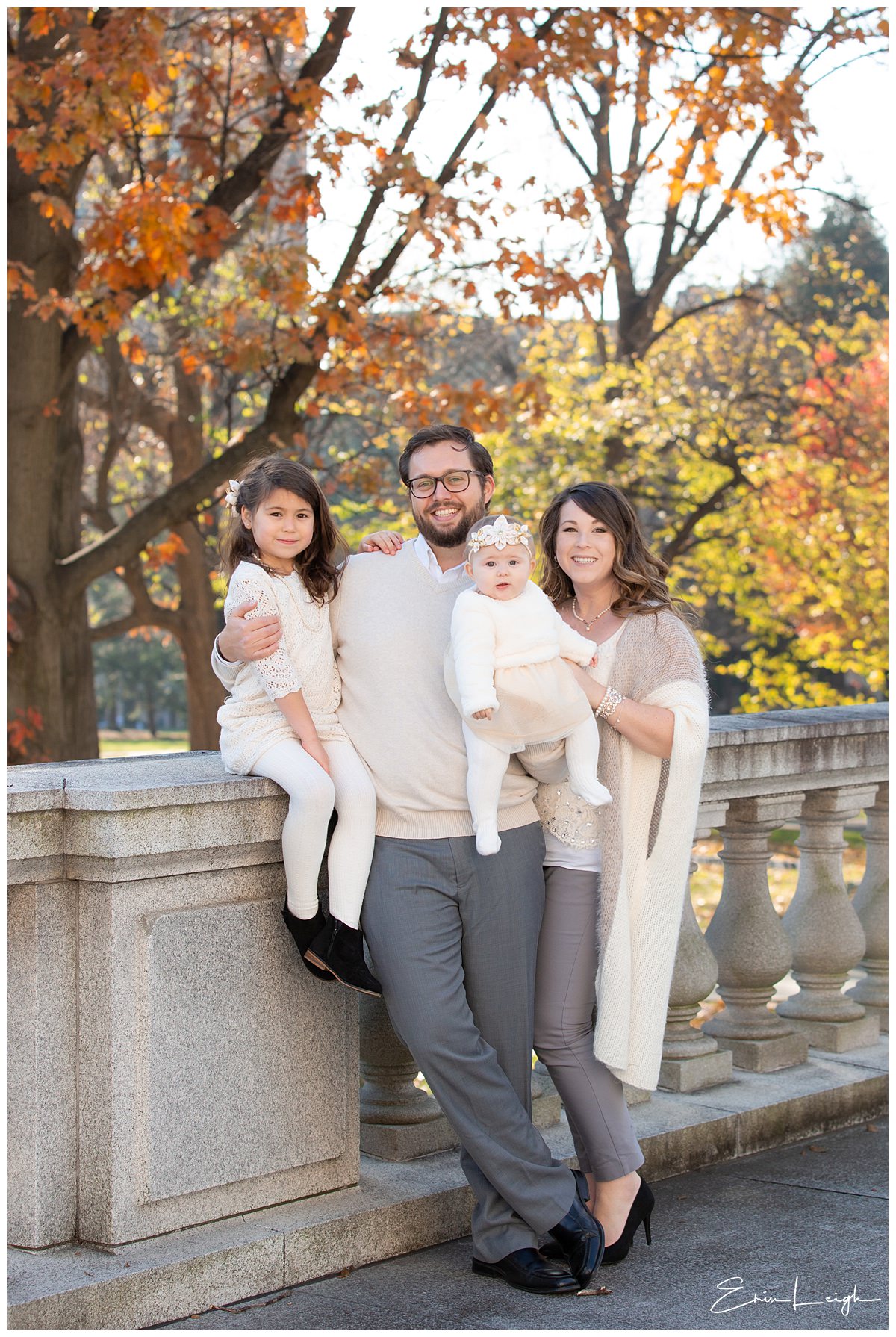 Family Photos |  Harrisburg Capitol PA by Harrisburg Photographer Photography by Erin Leigh