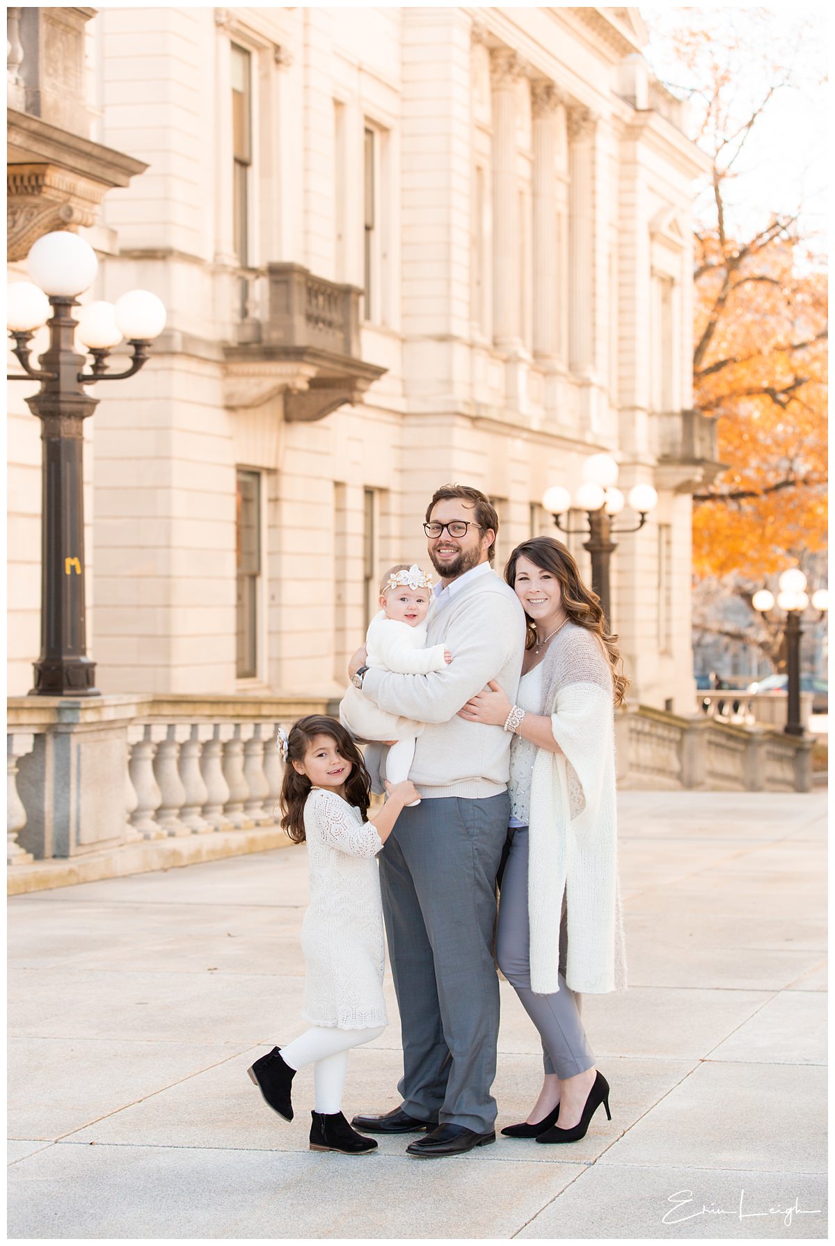 Family Photos | Harrisburg Capitol PA by Harrisburg Photographer Photography by Erin Leigh