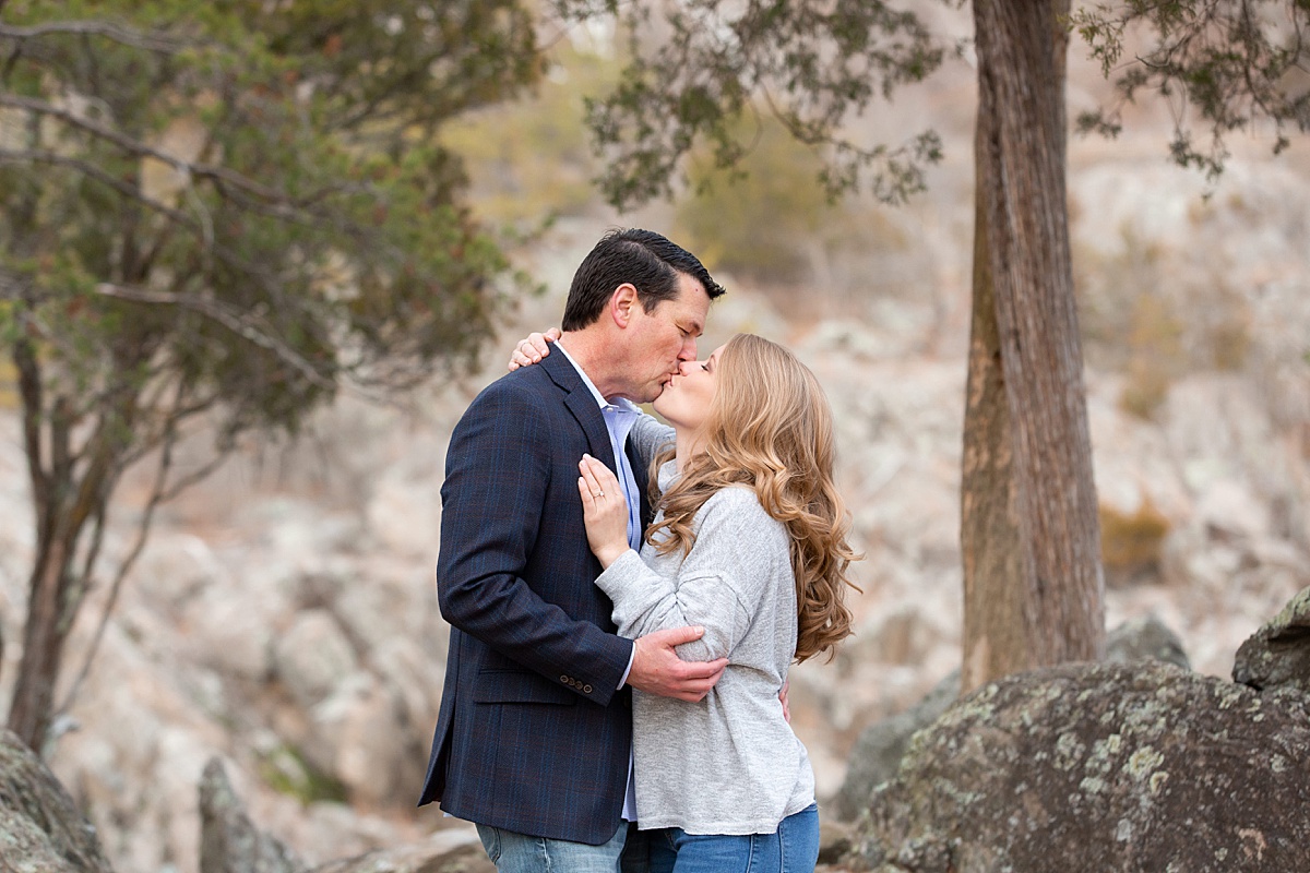 Engagement Photos | Great Falls Park in McLean VA by Harrisburg Photographer Photography by Erin Leigh